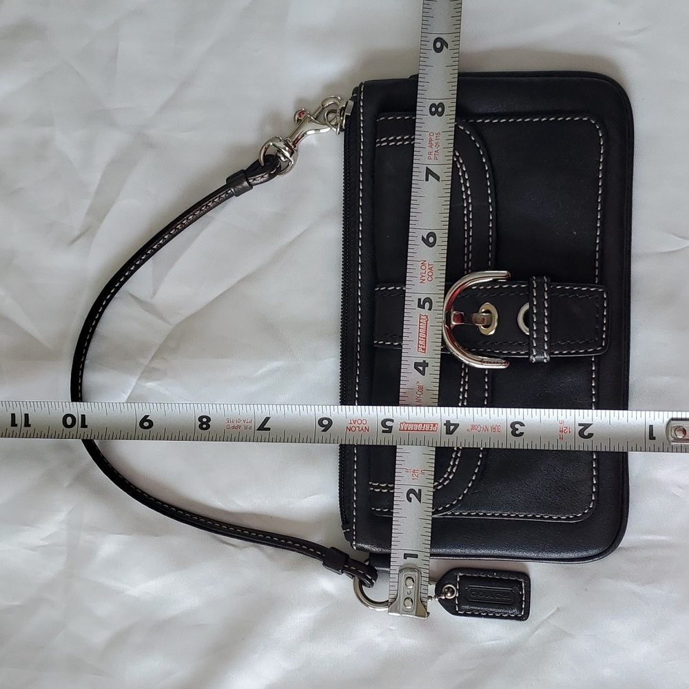Black Coach Leather clutch - Picture 5 of 5